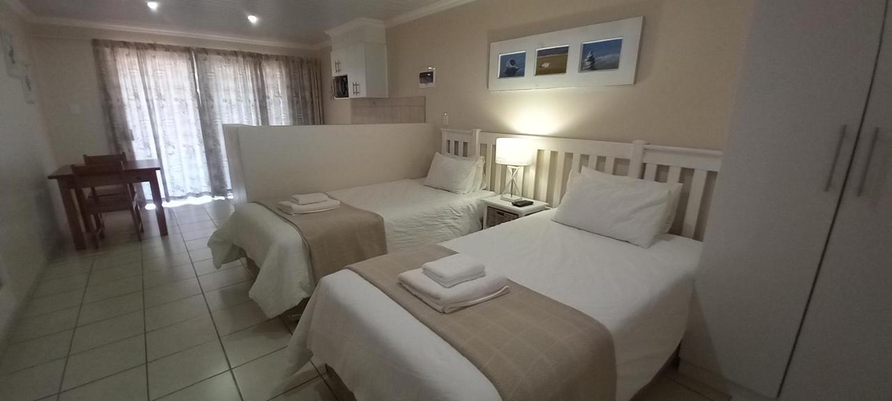 Masada Guest House Langebaan Exterior foto